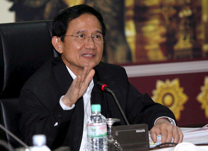 REUNIÓN DE URGENCIA DEL GABINETE DEL PRIMER MINISTRO TAILANDÉS, SOMCHAI WONGSAWAT