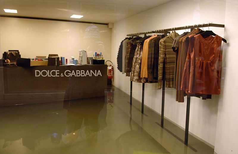 Una tienda de Dolce & Gabbana sufre las inundaciones de Venecia