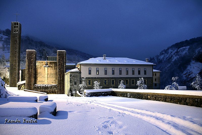 Santuario de Aránzazu, Guipúzcoa. 11/12/2008