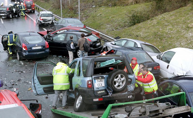 54 coches se han visto implicados en la colisión.