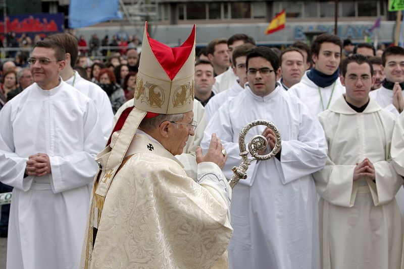 MISA MULTITUDINARIA EN MADRID