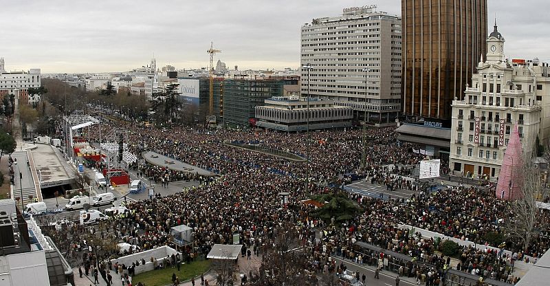 MISA MULTITUDINARIA EN MADRID