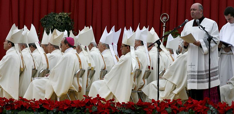 MISA MULTITUDINARIA EN MADRID