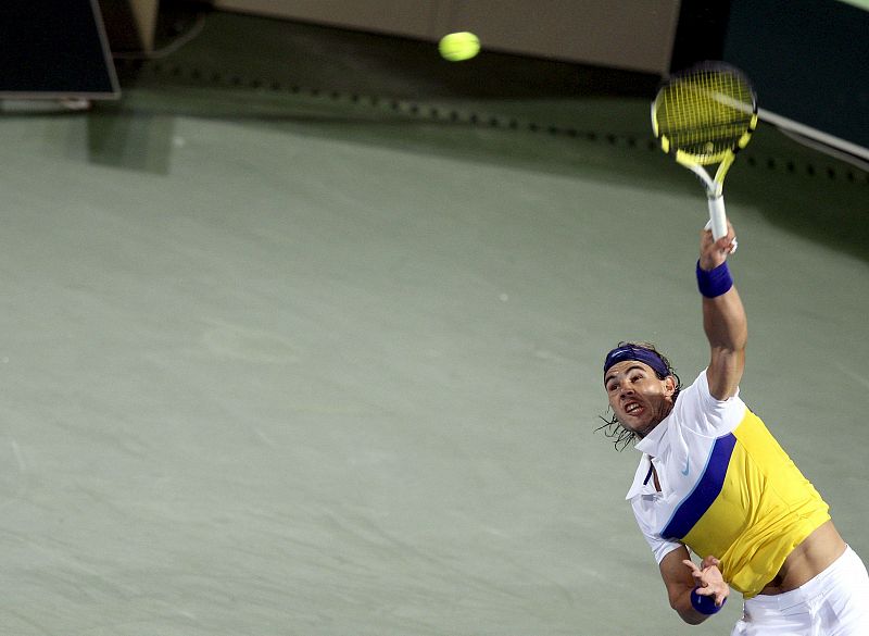En su primer partido de 2009, Nadal ha ganado con claridad a Davydenko (6-2, 6-3)