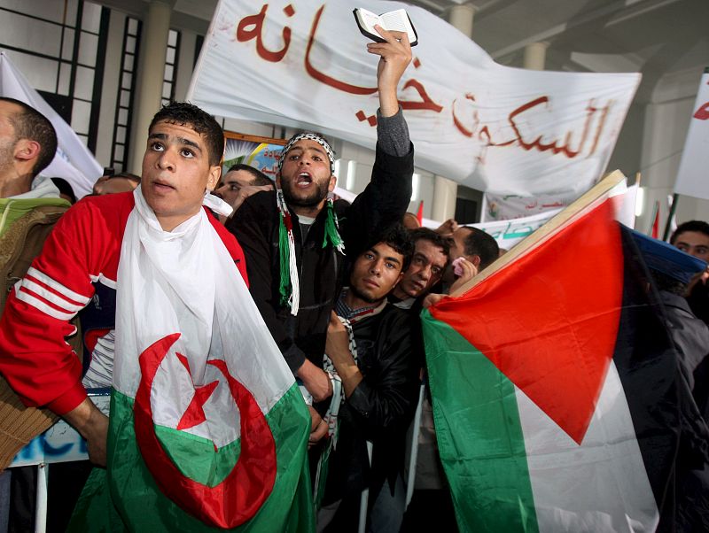 PROTESTAS EN ARGEL CONTRA EL ATAQUE DE ISRAEL A LA FRANJA DE GAZA