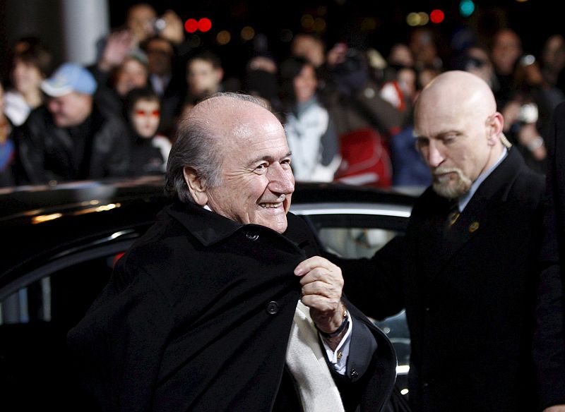 El presidente de la FIFA, Joseph Blatter, a su llegada a la Gala de entrega de los premios.