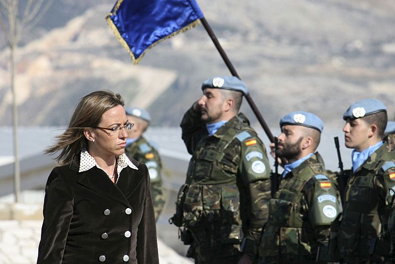 CARME CHACON EN EL LIBANO