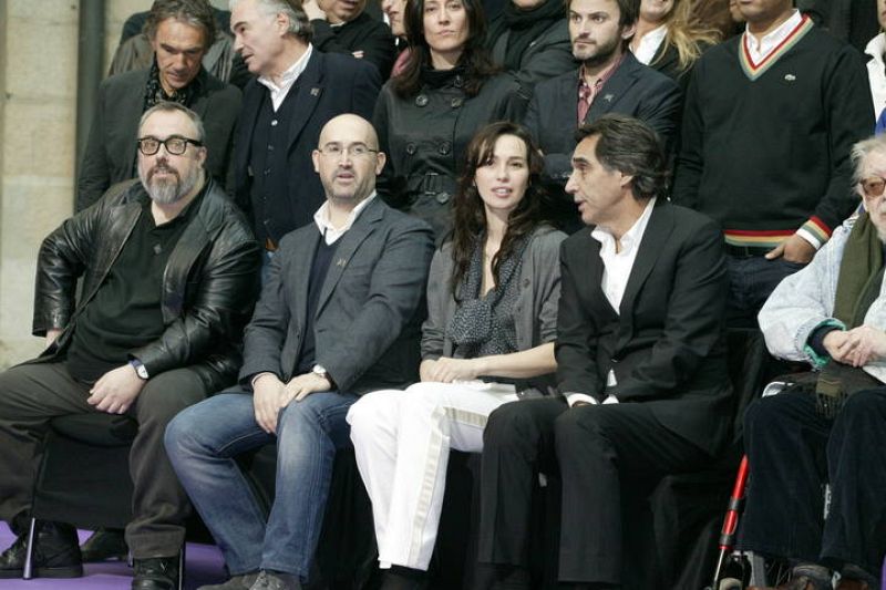  Su nominación por  'Fuera de carta', en la que interpreta a 'Maxi', un erudito y estrambótico cocinero, le ha servido para volver a luchar por la estatuilla, como ya hizo en 2006 por 'La vida secreta de las palabras'. 