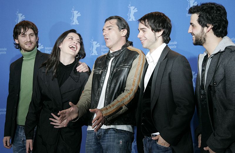 Spanish cast members Banderas, Ruiz, Perea, Amarilla and Arevalo pose at the Berlinale in Berlin