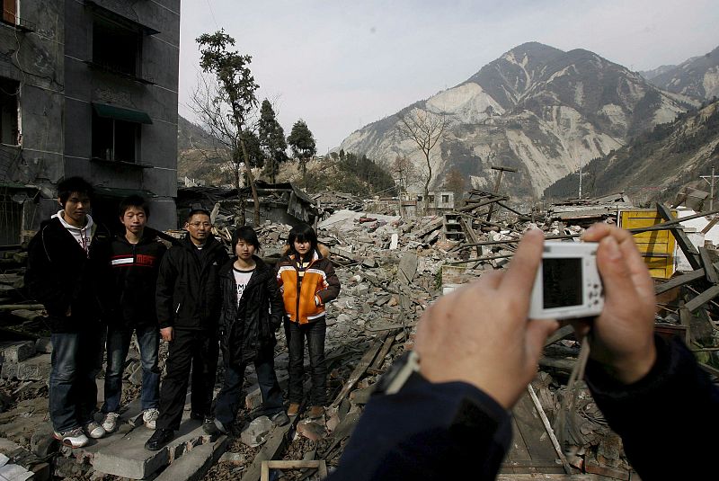 CHINA - AÑO NUEVO EN ZONA AFECTADA POR TERREMOTO