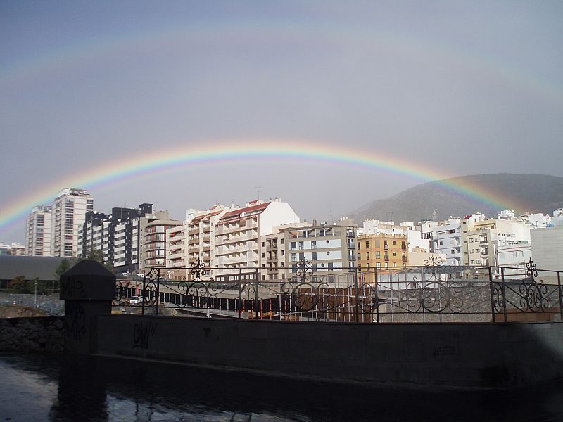 Arco iris sobre Santa Cruz de Tenerife.(30/01/09)