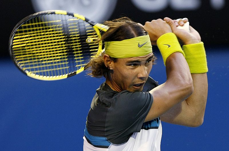 Como siempre, Nadal está luchando todas y cada una de las bolas.