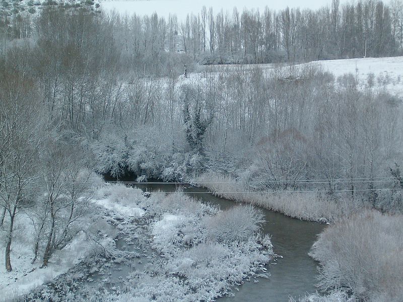 Río Adaja en Arévalo, Ávila.