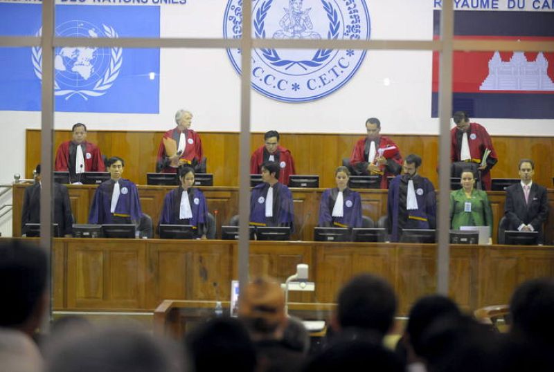 COMIENZA EL JUICIO INTERNACIONAL AL JEFE TORTURADOR DEL JEMER ROJO