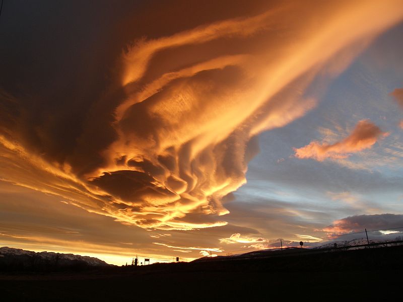 Puesta de sol en la Cerdanya, Lleida. 25/02/2009