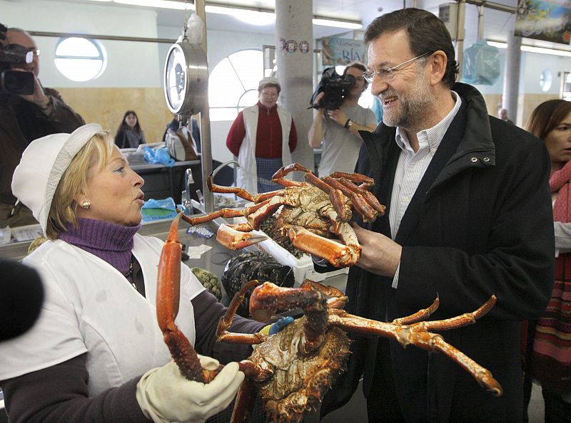 Mariano Rajoy, comenta la calidad de unas centollas
