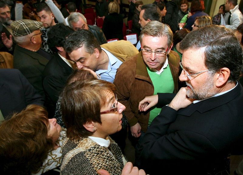 Mariano Rajoy, durante un acto electoral en la localidad de Foz (Lugo).