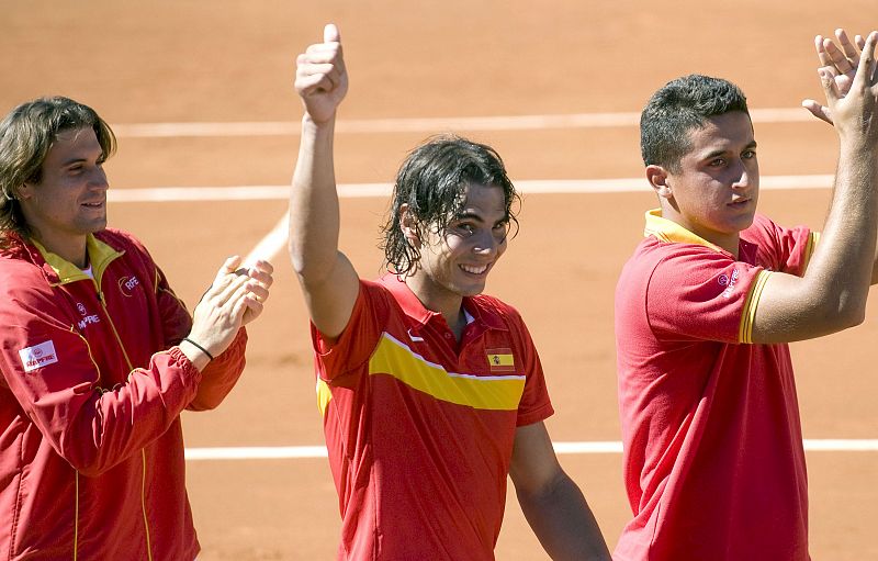 Nadal, junto a sus compañeros David Ferrer y Nicolás Almagro.