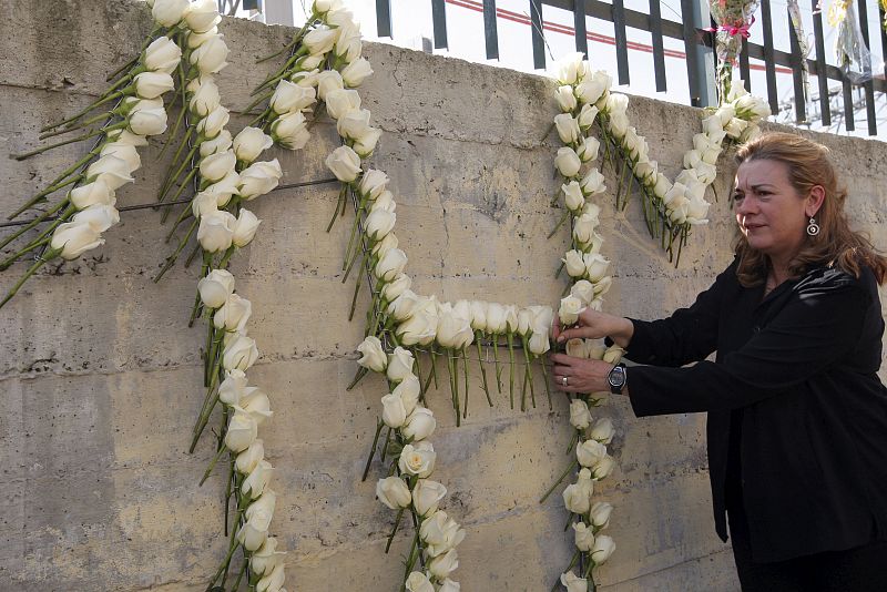 HOMENAJE A LAS VÍCTIMAS DEL 11-M EN LA CALLE TELLEZ