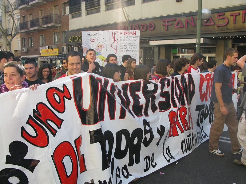 Una de las muchas pancartas que seguían la manifestación