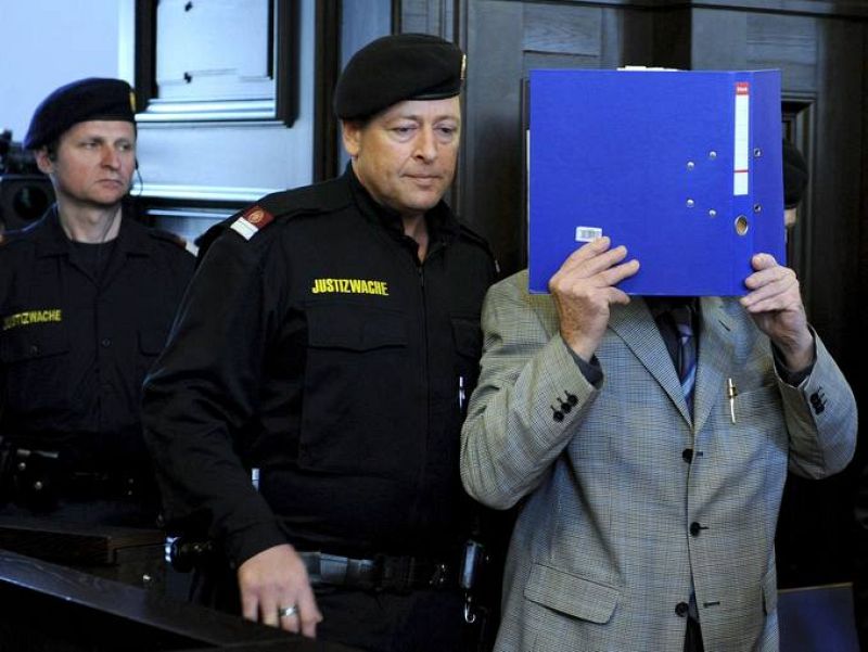 COMIENZA EL JUICIO CNTRA EL "MONSTRUO DE AMSTTETEN"