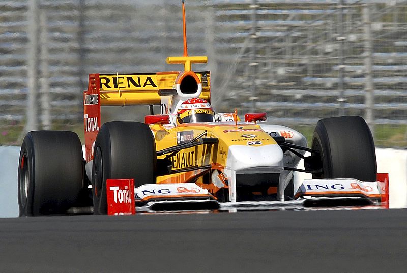 El asturiano ha volado sobre el asfalto de Jerez.