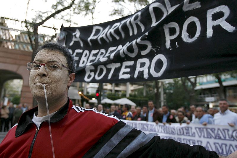 CIENTOS DE MILES DE PERSONAS SE MANIFIESTAN EN MURCIA A FAVOR DEL TRASVASE