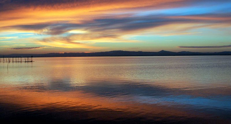 Puesta de sol en la albufera de Valencia. 24/03/2009