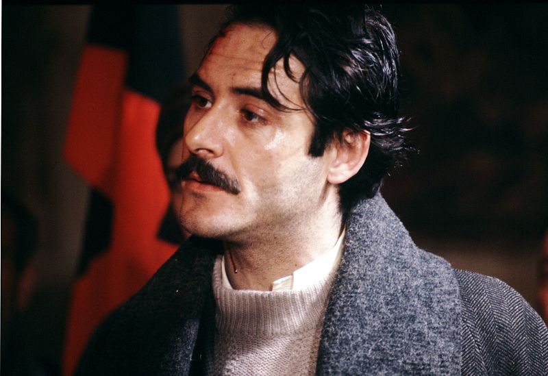 Un excepcional Santiago Ramos es el encargado de dar vida a Juan Aldán, un sindicalista comprometido con sus ideas que se enfrentará a Cayetano Salgado.