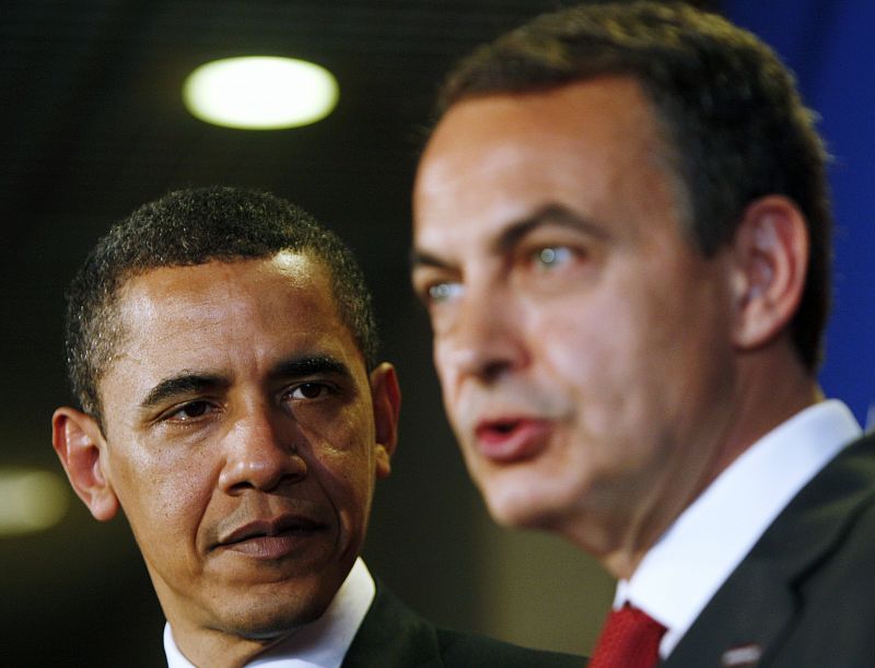 U.S. President Obama meets with Spain's PM Zapatero at the E.U. Summit in Prague