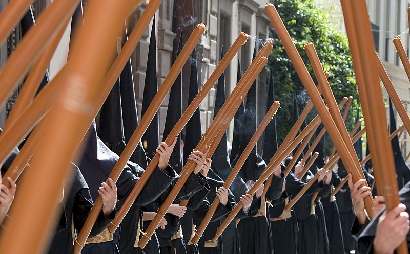 PROCESIÓN EN SEVILLA