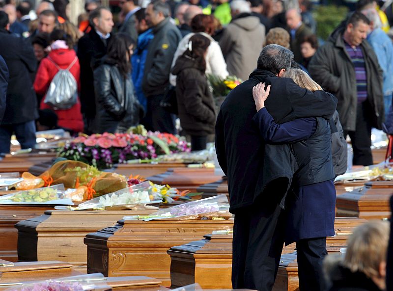 FUNERAL DE ESTADO PARA LAS VÍCTIMAS DEL TERREMOTO