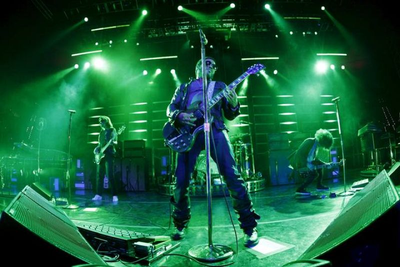 Lenny Kravitz inaugura la 'Caja Mágica'