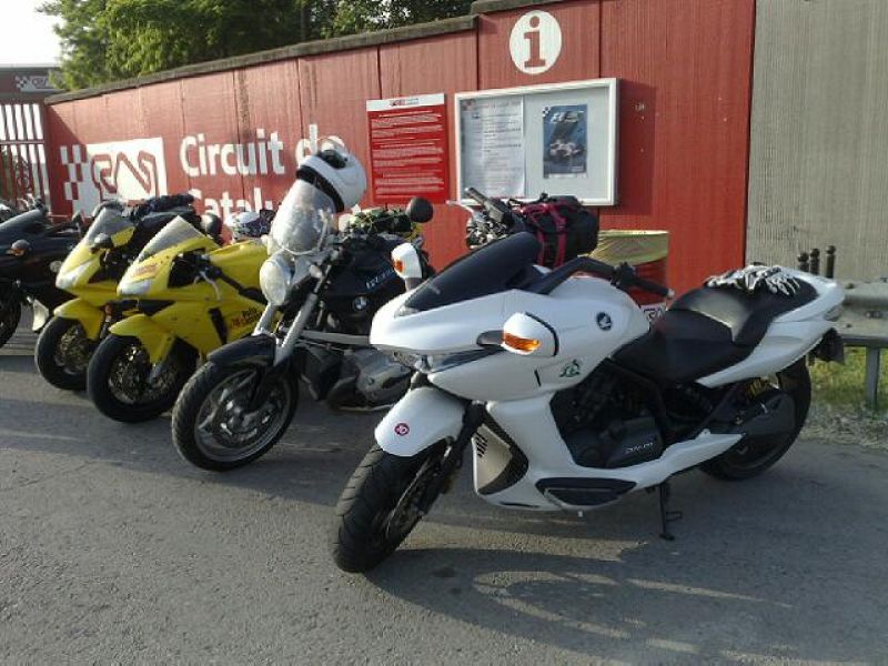 Parada obligatoria en el circuito de Montmeló, donde se disputa el Gran Premio de Catalunya.