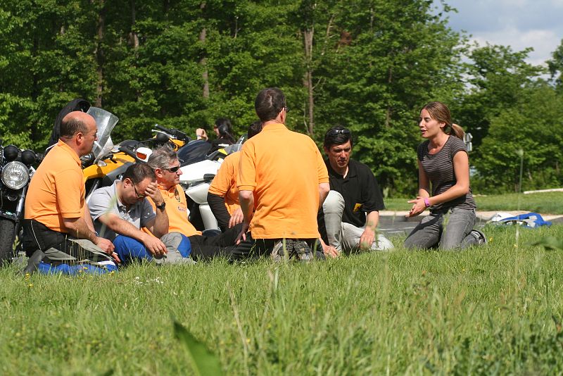 A veces, un alto en el camino para descansar y reponer fuerzas es fundamental. Sólo así se asegura estar en plenas condiciones sobre la moto.