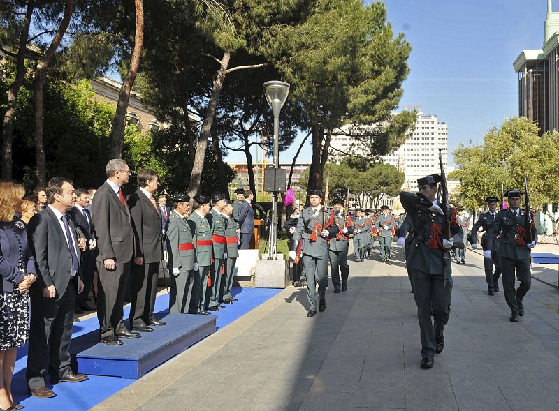 GALLIZADO BANDERA PLAZA DE COLON