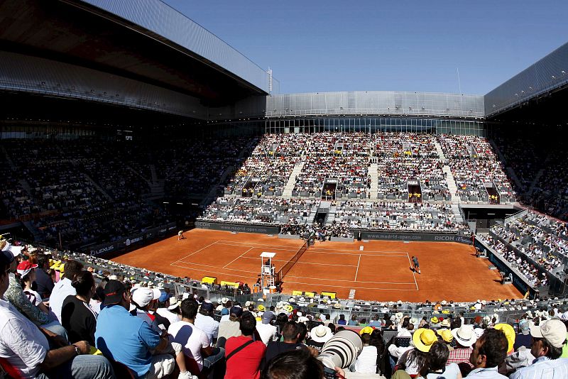 Vista del aspecto de la grada en la 'Caja Mágica' para ver la mejor de las finales: el número uno contra el dos.