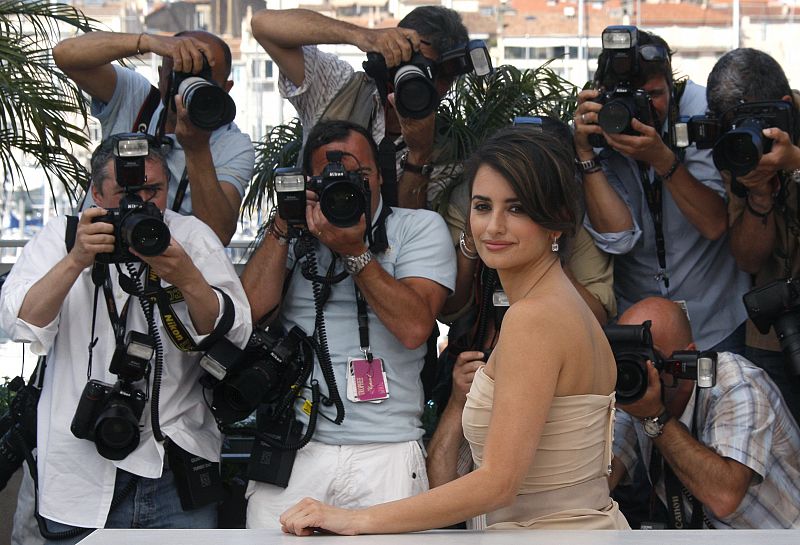 Tras su paso por Hollywood y después de su Oscar por 'Vicky Cristina Barcelona', Penélope Cruz es una de las estrellas más importantes que acude este año al festival galo.