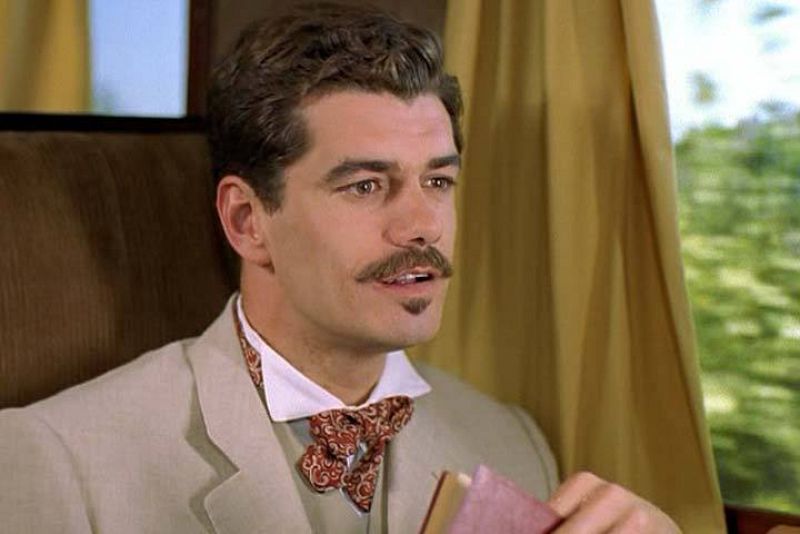 Toni Cantó es Rafael Brull