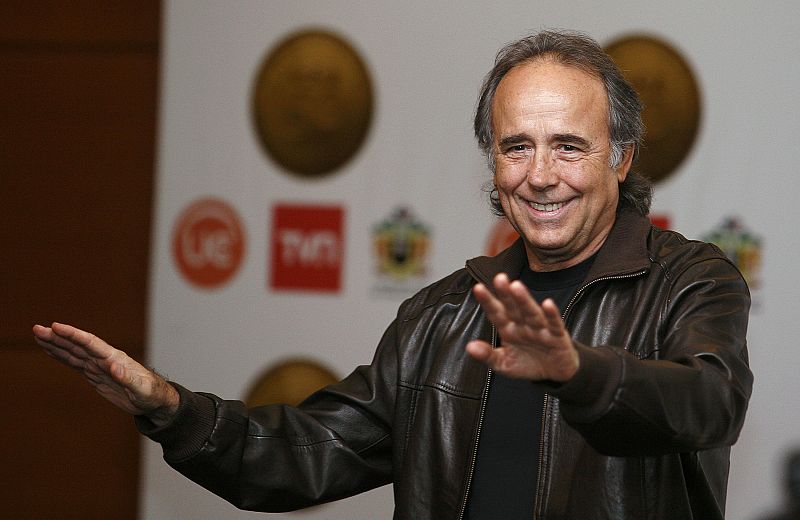 Spanish singer and composer Joan Manuel Serrat gestures during a news conference in Vina Del Mar
