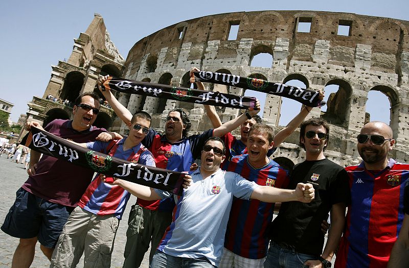 Un grupo de culés 'toma' el Coliseo romano