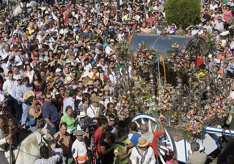 Peregrinación hacia el Rocío