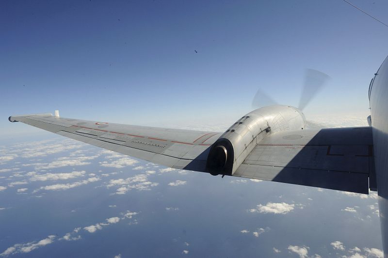 AVIÓN MILITAR DE LA FUERZA AÉREA FRANCESA UTILIZADO EN LAS OPERACIONES DE BÚSQUEDA DEL AVIÓN DE AIR FRANCE DESAPARECIDO