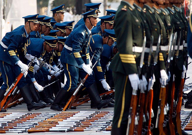 El silencio se apodera de la Plaza de Tiananmen veinte años después