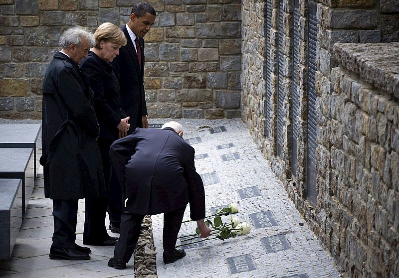 EL PRESIDENTE DE EEUU BARACK OBAMA VISITA EL CAMPO DE CONCENTRACIÓN NAZI DE BUCHENWALD