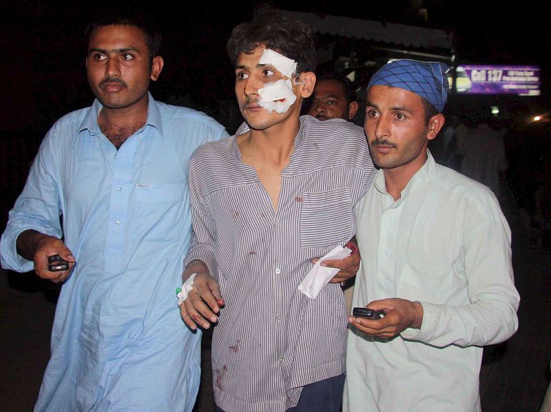 CINCO MUERTOS Y 50 HERIDOS EN EXPLOSIÓN EN ÁREA HOTELERA DE PESHAWAR