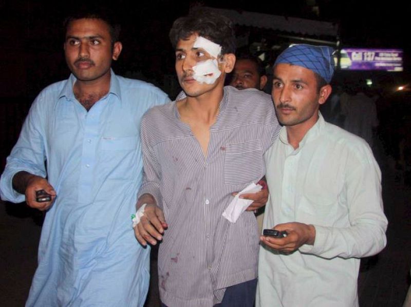 CINCO MUERTOS Y 50 HERIDOS EN EXPLOSIÓN EN ÁREA HOTELERA DE PESHAWAR 