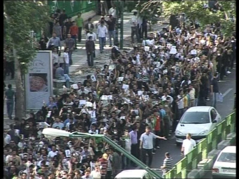 Mousaví había pedido a sus seguidores que se quedaran en casa para evitar un baño de sangre