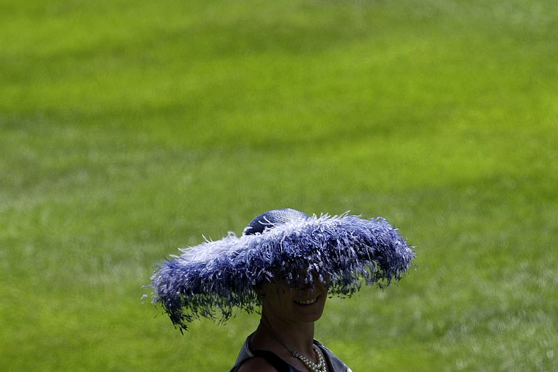 Las carreras de caballos del Reino Unido son una pasarela para exhibir