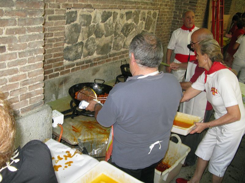 Pequeño aperitivo tras el chupinazo